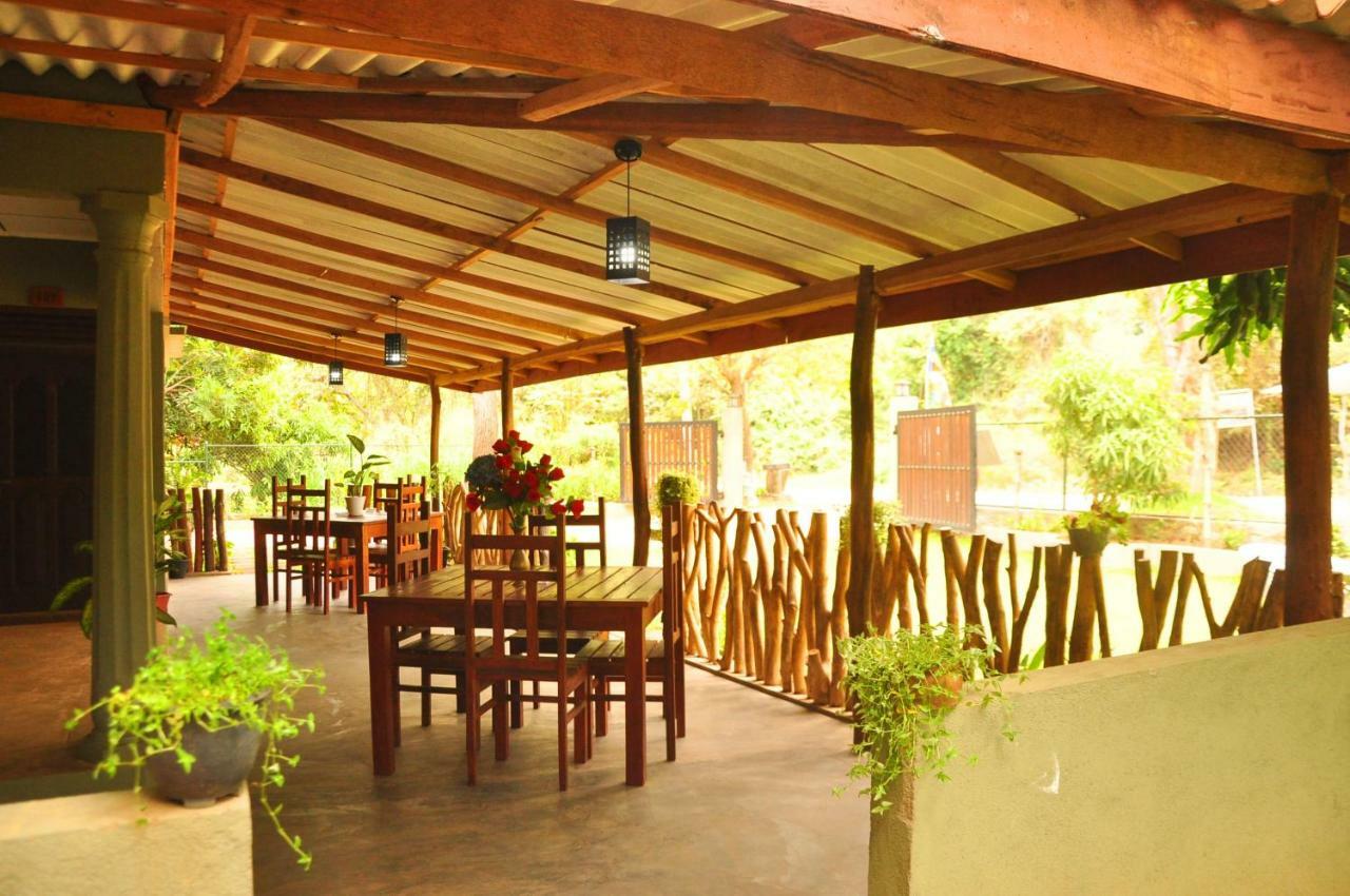 Thal Sewana Home Stay Sigiriya Exterior foto